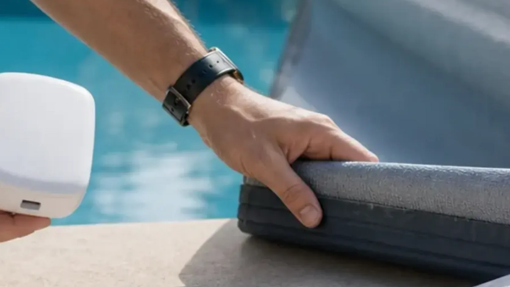 Dernier contrôle d'une protection de piscine avant achat